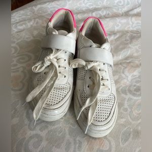 vince camuto sneakers